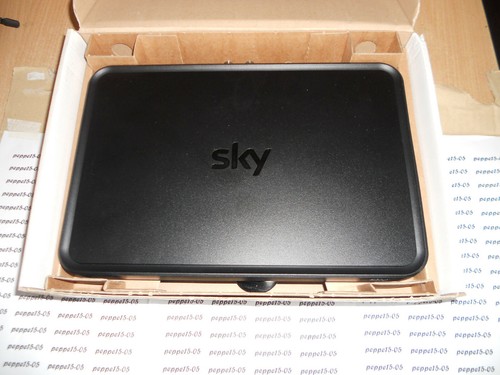 Decoder sky bkack dvb t2 - q,